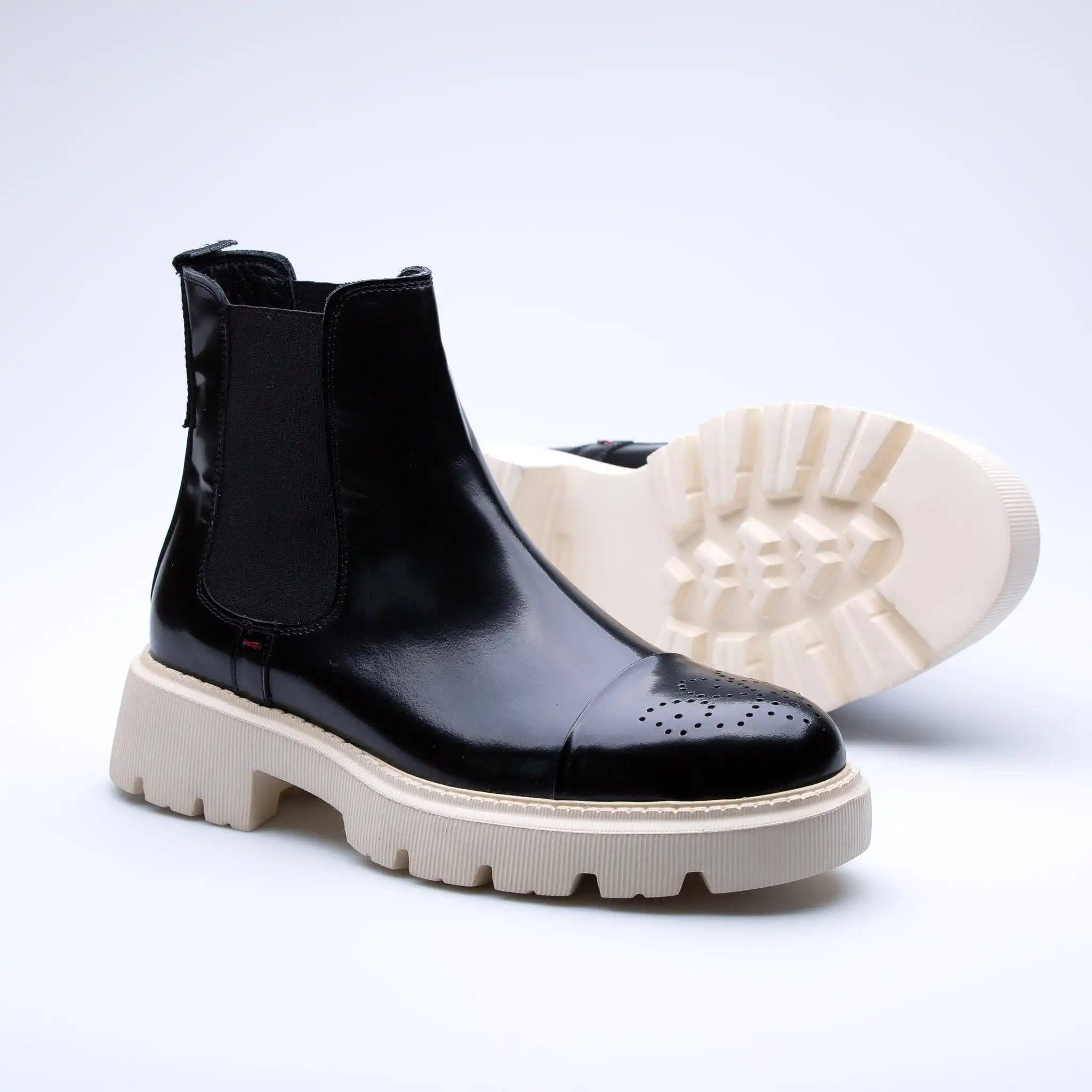 Bold Malek Chelsea Boots