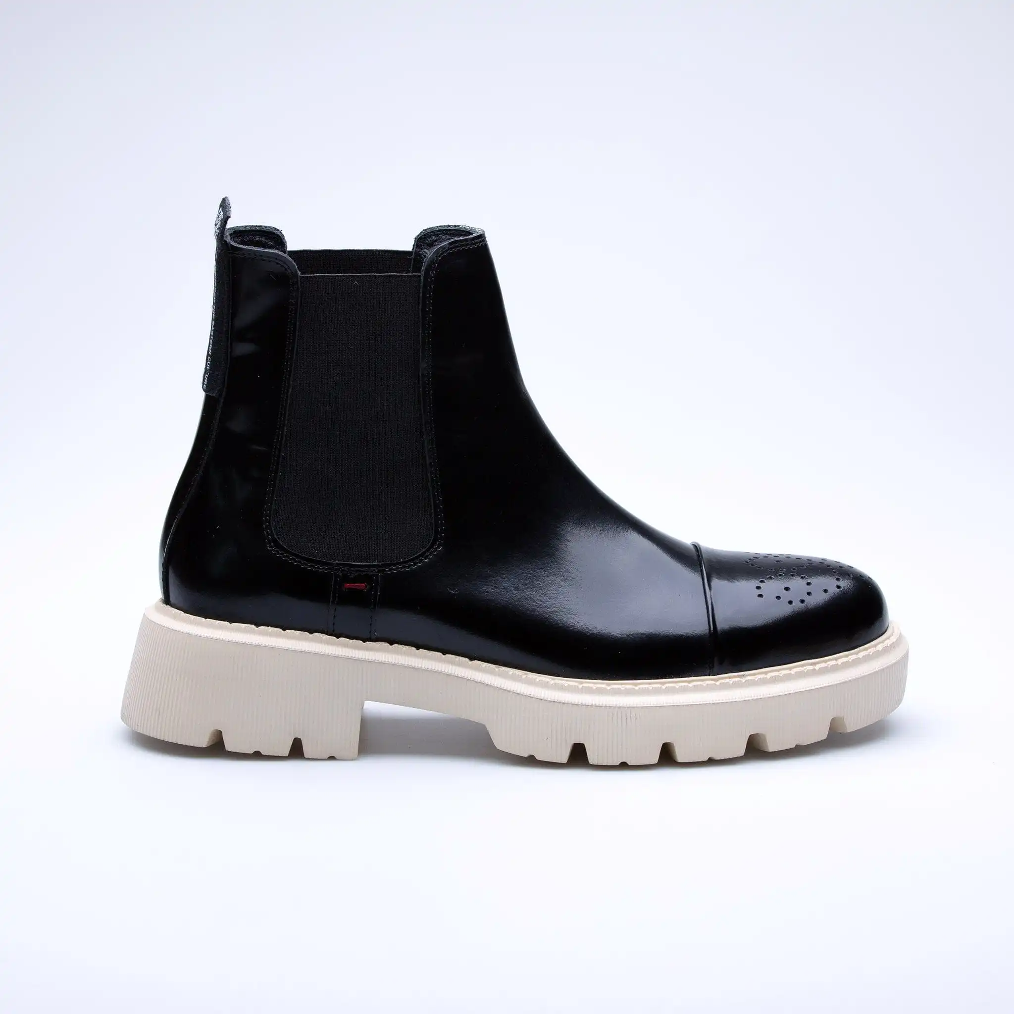 Bold Malek Chelsea Boots