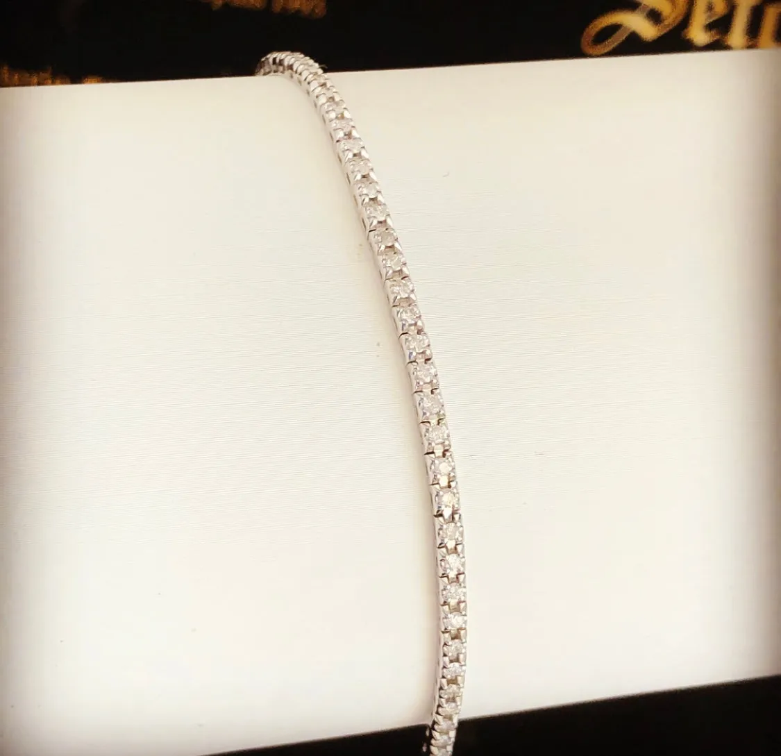 Diamond tennis bracelet