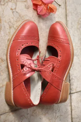 Scandinavia Leather Oxfords in Vintage Red