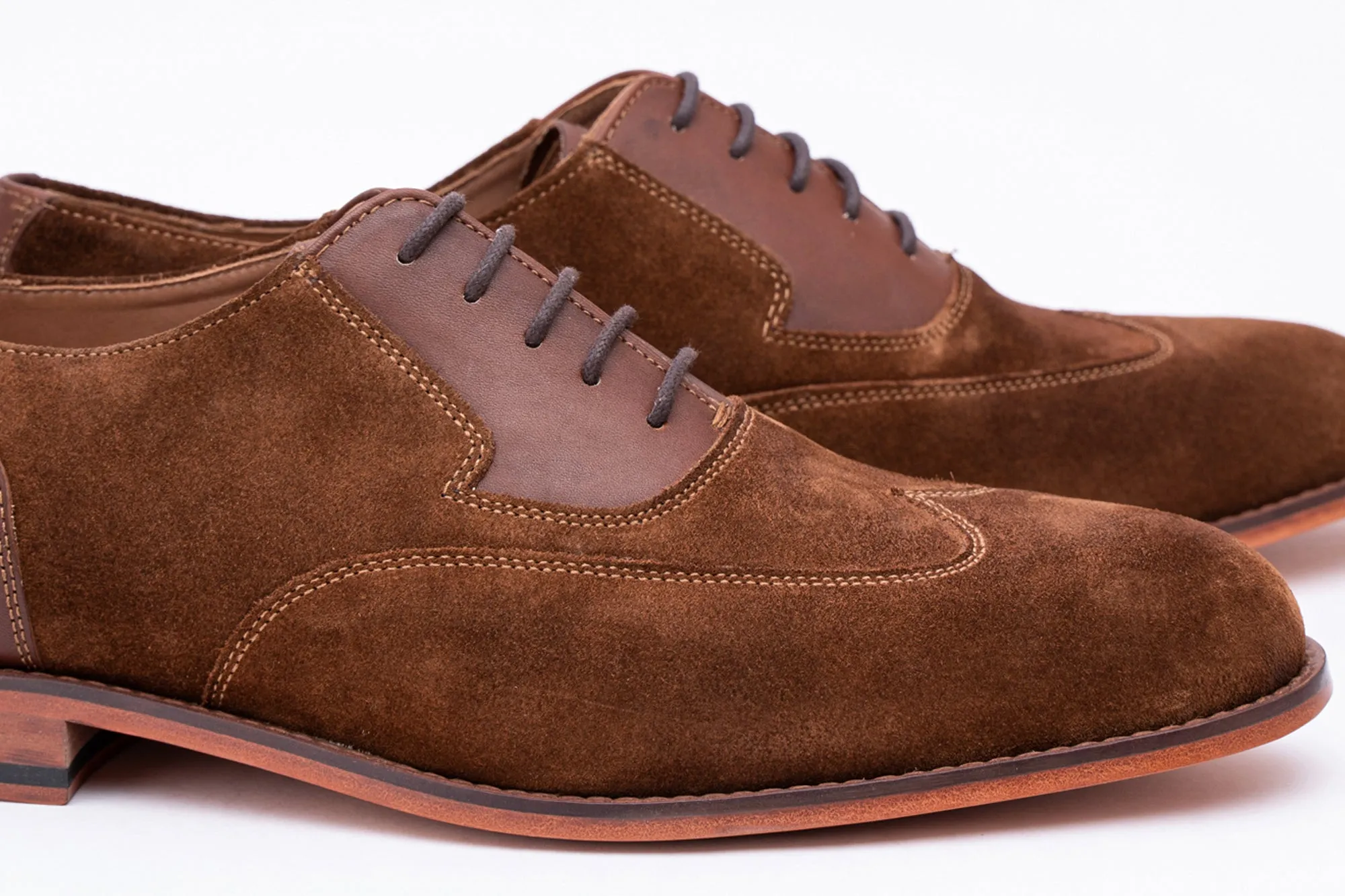 Twin Texture Wingcap Oxford